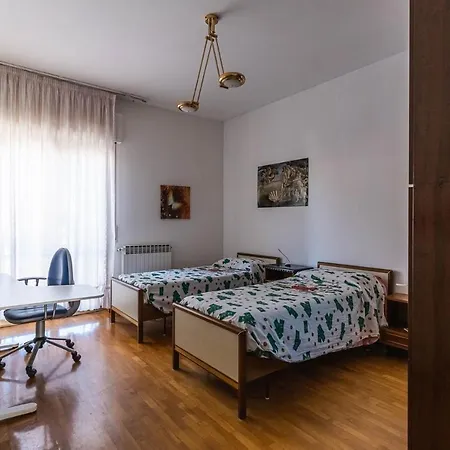 Anita Domus - Con Vista A