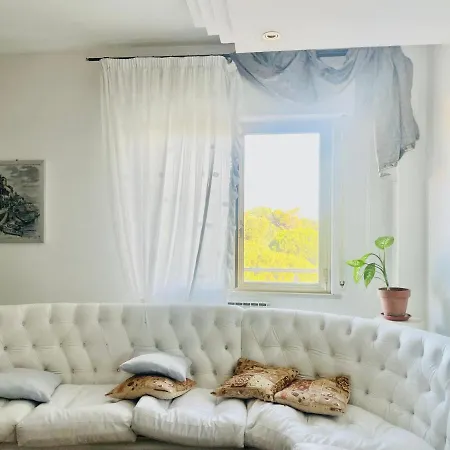 Anita Domus - Con Vista A Apartment